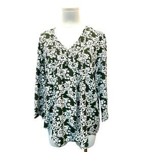 Fun2Fun Top Womens Size Small Floral V-Neck Popover Blouse Green White NEW